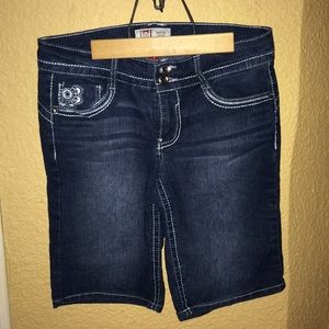Last Chance....LEI Ashley Lowrise Jean Shorts